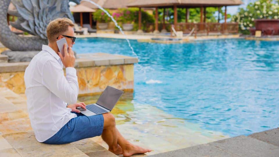 חולמים לעבוד בחו"ל? כך עושים את זה!